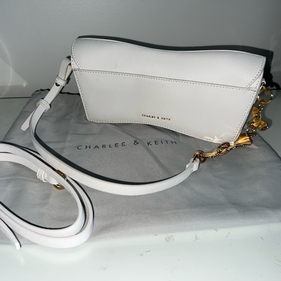 Charles & Keith White Handbag - Picture 2 of 3